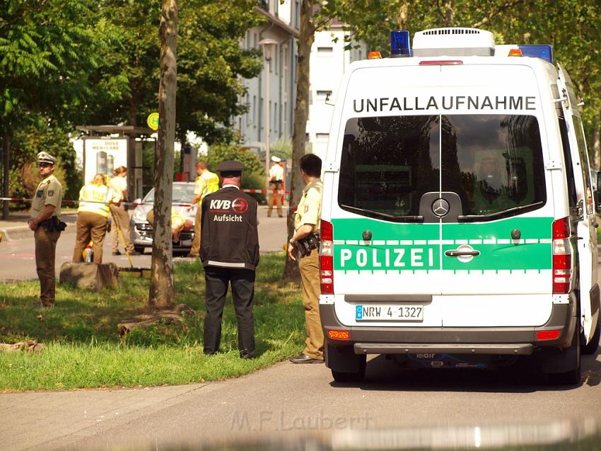 VU Koeln Duennwald Augusta Kowalskistr P06.JPG